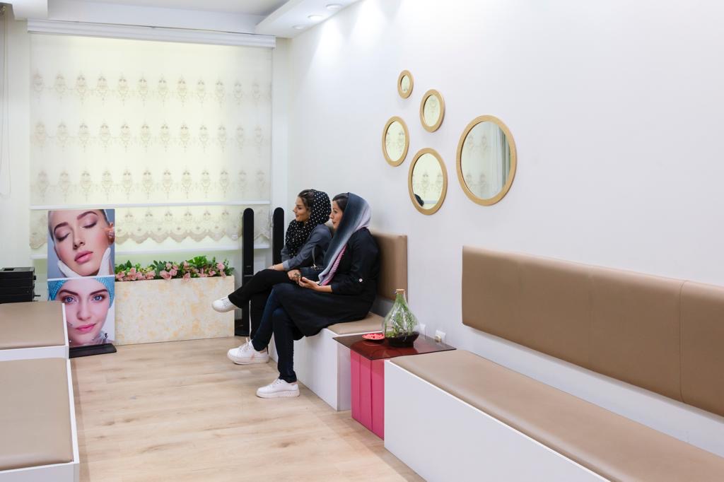 آتنا بخشی زاده