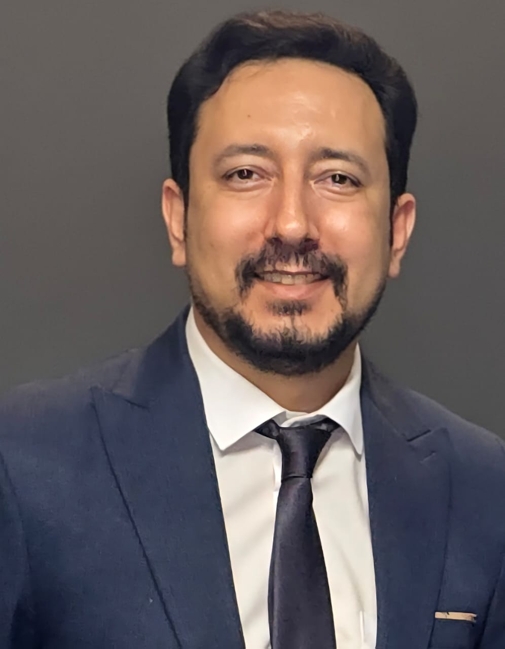 حسام آقابابایی